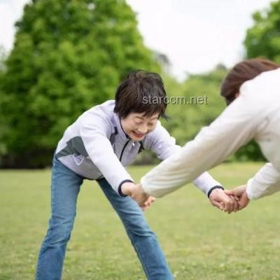 如何轻松应对“推墙才能过关”的挑战？
